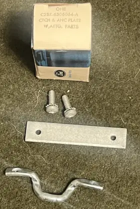 C2sz-6306064-a Ford 1961 1962 1963 Thunderbird Glove Box Loop Kit Nos