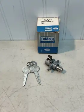 C4gy-6206081-a Ford Nos 1964 Mercury Comet Glove Box Lock Kit...new Ford...c4gy-6206081-a