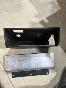C7sz-6506024-a Ford 1967-1969 Thunderbird Glove Box Door And Interior Pocket