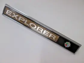 C9tz-8104460-a Ford Used 69 71 F 100 250 Explorer Glove Box Door Emblem 72 77 Bronco