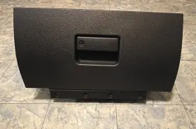 Csp84 Ford Oem Glove Box S197 2005 - 2009 Black