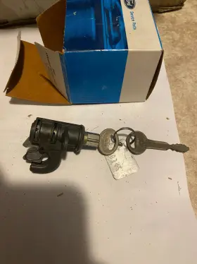 E3tz-1006072-b Ford 1 Nos 1984-1988 Bronco Ii Glove Box Door Lock Latch Locking Key Kit Ranger