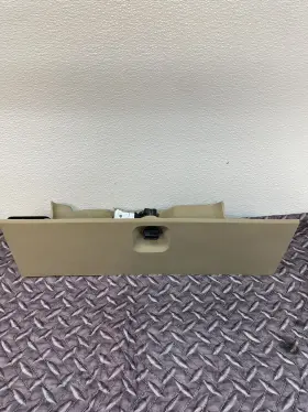 E5zb-6106015-aa Ford 85-86 Mustang Tan Glove Box Door Compartment Gt Svo 85 86