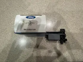 F2oz-5406072-d Ford Nos Nib 1992 1993 Mustang Titanium Glove Box Latch