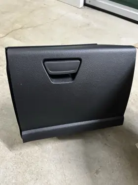 Gj54s06015af Ford New Genuine Glove Box Cmax 13 14 15 16 17 18
