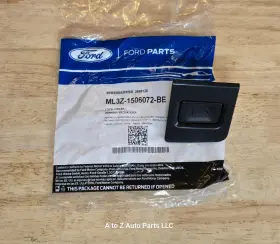 Ml3z-1506072-be Ford New 2021-2025 F150 Black Upper Glove Box Release Push Button Latch Oem Ml3z-1506072-be Ford New 2021-2025 F150 Black Upper Glove Box Release Push Button Latch Oem