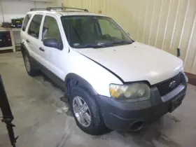 251-01008 Ford Truck Dash Panel Vin Z 8th Digit Fits 05-07 Escape 1719959 251-01008 Ford Truck Dash Panel Vin Z 8th Digit Fits 05-07 Escape 1719959