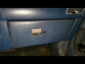 260.fd8194 Ford Truck Ranger 1994 Glove Box 396531