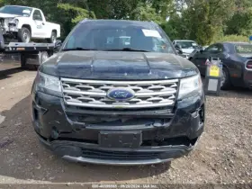260.fd8318 Ford Truck Explorer 2018 Glove Box 870971