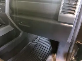 260.fd8e19 Ford Truck Expediton 2019 Glove Box 3699600