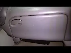 260.fd8e98 Ford Truck Expediton 1998 Glove Box 1602019