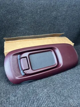 16253672 General Motors New Genuine Gm Ruby Red Center Console Latch Package Oem