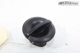 84523-d2000-4x Genesis 2019-2023 G70 Front Right Passenger Side Glove Box Stop Stopper Oem