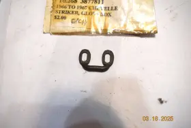 3877811 Gm Nos 66 67 Chevelle Glove Box Latch Striker