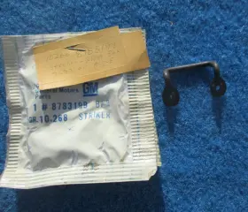 8183199 Gm 1971 1973 Buick Pontiac Glove Box Lock Striker Nos #