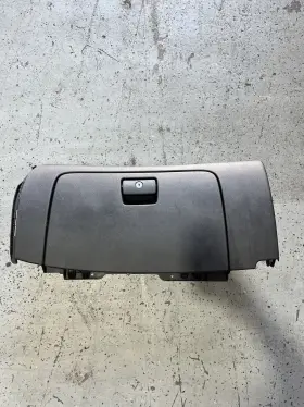 22883560a Gm Trucks 14-20 Chevrolet Tahoe Suburban Right Side Dash Glove Box Storage Compartment Oem