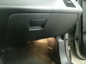 260.gm9h12 Gmc Truck Terrain 2012 Glove Box 104815187
