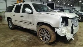 260.gm9i14 Gmc Truck Yukonxl15 2014 Glove Box 7020828