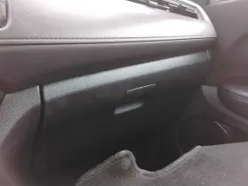 260.ho1218 Honda Hr-v 2018 Glove Box 3110233