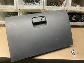 77500-s10-a01zb Honda 97-01 Crv Glove Box Seagull Grey