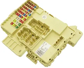 91950by110 Hyundai 2021-2023 Elantra Oem. Junction Box Assy - Instrument Panel 91950-by