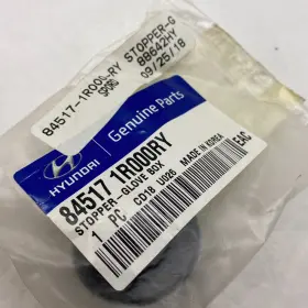 84517-1r000-ry Hyundai Genuine Parts Stopper-glove Box 845171r000ry