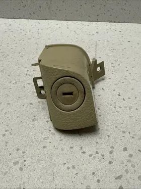 19730046839 Infiniti 06-10 M35 M45 Glove Box Storage Compartment Lock Oem