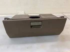 5-72517-066-0a1 Isuzu 1985 Ks22 Glove Box P/n Genuine Oem Part