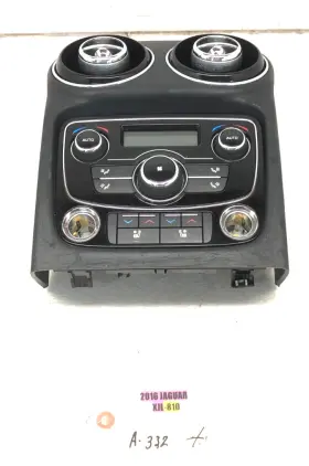 Fw93-18d687-de Jaguar 2010-2016 Xjl Rear Center Climate Control With Bezel And Vents Oem