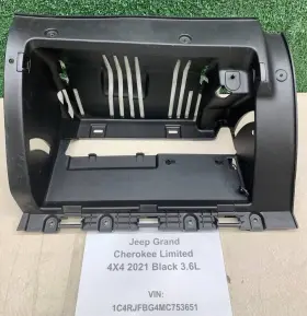 68394065aa Jeep 01449139bl 2020-2021 Grand Cherokee 3.6l Glove Box Housing Oem