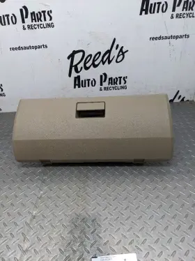 260.am8209 Jeep 2008-2012 Liberty Glove Box Storage Compartment Oem 1142716