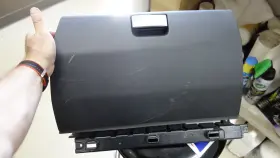 S22-1232 Kenworth Glove Box