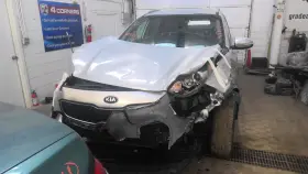 260.ki1118 Kia Sportage 2018 Glove Box 1025563