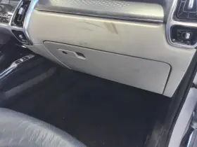 260.ki1222 Kia Sorento 2022 Glove Box 690535