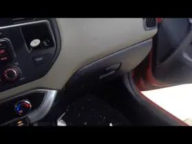 260.ki1a15 Kia Rio 2015 Glove Box 1400152