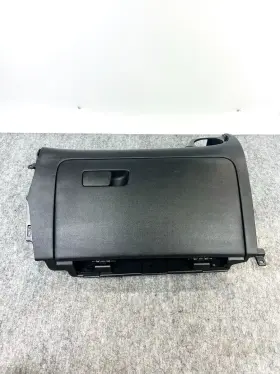 84540-j9000 Kia 18-21 Hyundai Kona Dash Dashboard Glove Box Storage Compartment Tray Oem