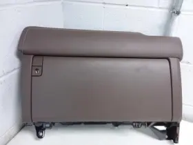 260.le1219 Lexus Gx460 2019 Glove Box 904188