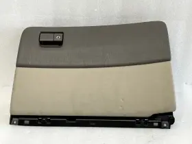 55582-30020 Lexus 260.le1n01 2001 Gs300 Glove Box Le02 Ivory