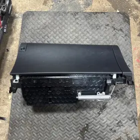 76010 Lexus 55568 11-17 Ct200h Glove Box Compartment Storage Assembly Oem