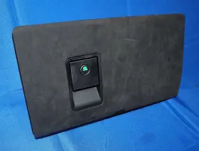 673015214 Maserati 2022-2026 Mc20 Mcpura Passenger Right Glove Box Black Alcantara Oe Nice 673015214 Maserati 2022-2026 Mc20 Mcpura Passenger Right Glove Box Black Alcantara Oe Nice