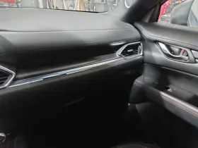 260.mz1223 Mazda Cx-5 2023 Glove Box 3045656