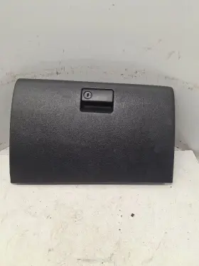 260.mz1s07 Mazda 6 2007 Glove Box 1428181