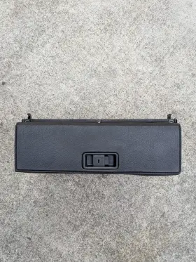 260.mz1z85 Mazda 1984-1985 Rx7 Fb 12a Black Glove Box Assembly