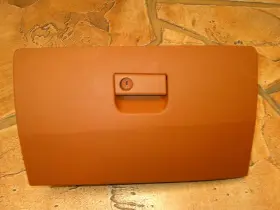 Ne51-64-030d-89 Mazda 2006-2015 Mx-5 Miata Glove Box Saddle Tan