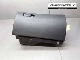 2392333 Mercedes-benz 2015-2020 C300 W205 Sedan Dashboard Right Glove Box Storage Oem