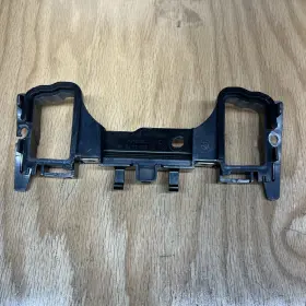 A2116800472 Mercedes-benz 2002-2009 E320 E350 E500 W211 Dash Center Glove Box Bracket