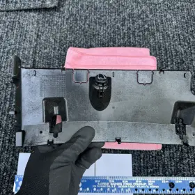 A2116804484 Mercedes-benz 07-09 E350 E550 Glove Box Compartment Cover