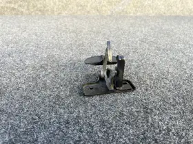 A2198850054 Mercedes-benz W219 Cls63 Cls550 Cls55 Cls500 Upper Hood Lock Latch Handle Oem
