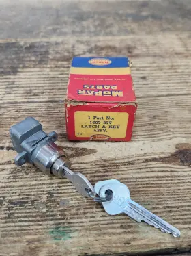 1607877 Mopar Nos Oem 1955-1965 Chrysler Plymouth Dodge Desoto Glove Box Lock Keys Dpcd