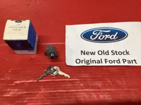 C4dz-62206081-a New Old Stock Ford Nos Mustang Shelby Glove Box Push Button Lock W 2 Keys C4dz-6206092-a